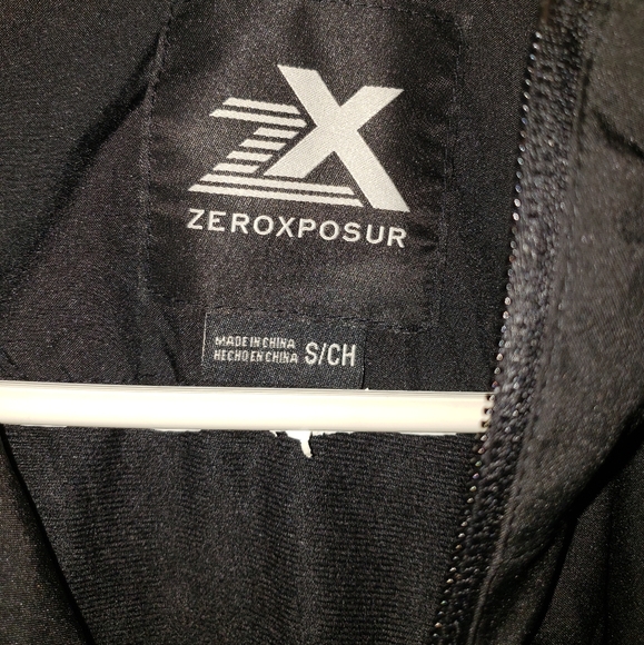 ZeroXposur Men's Windbreaker - Picture 7 of 7